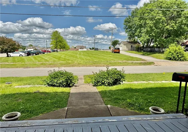 Photo 63 of Single family home for sale at 121 W Royle St, Richmond, MO 64085 | MLS# 2617442 | Listing updated on 2026-10-16