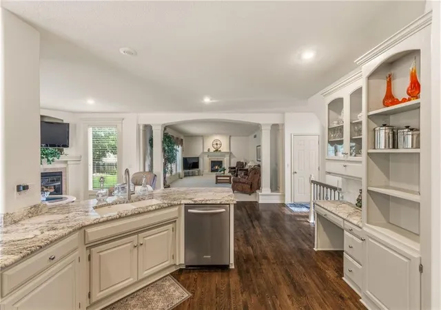 Photo 1 of Single family home for sale at 249 Ne Misty Meadow Dr, Lee's Summit, MO 64064 | MLS# 2618176 | Listing updated on 2026-09-13