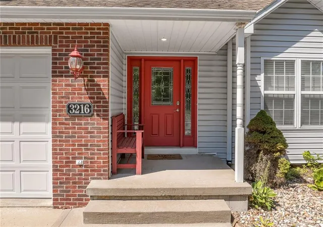 Photo 3 of Single family home for sale at 3216 Morton Ln, Saint Joseph, MO 64506 | MLS# 2618306 | Listing updated on 2026-09-14