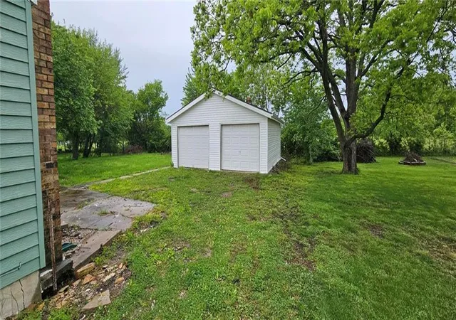 Photo 3 of Single family home for sale at 608 E 10th Street, Holden, MO 64040 | MLS# 2618545 | Listing updated on 2026-10-05
