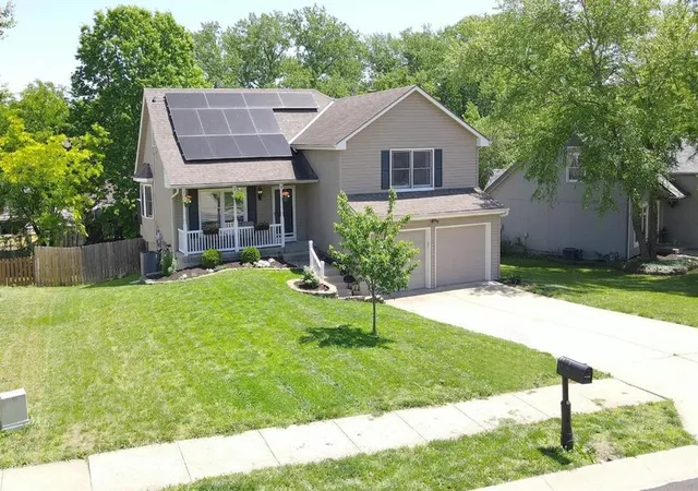 Photo 1 of Single family home for sale at 8505 N Mcdonald Ave, Kansas City, MO 64153 | MLS# 2619102 | Listing updated on 2026-09-14