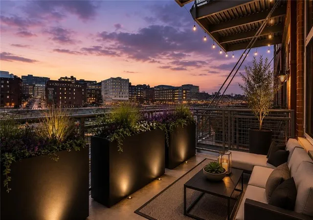 Photo 1 of Condo for sale at 210 W 5th Street #211, Kansas City, MO 64105 | MLS# 2619291 | Listing updated on 2026-09-11