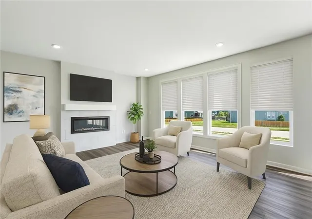 Photo 4 of Single family home for sale at 12202 Emerald St, Olathe, KS 66061 | MLS# 2619310 | Listing updated on 2026-10-07