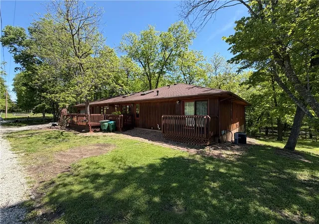 Photo 1 of Single family home for sale at 875 Kendall Rd, Peculiar, MO 64078 | MLS# 2619326 | Listing updated on 2026-09-26