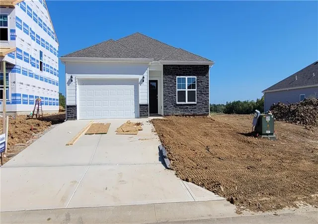 Photo 1 of Sale Pending at 36432 W 102nd Place, De Soto, KS 66018 | MLS# 2619943 | Listing updated on 2026-10-16