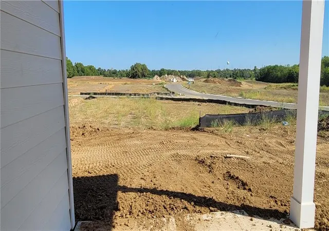 Photo 18 of Sale Pending at 36432 W 102nd Place, De Soto, KS 66018 | MLS# 2619943 | Listing updated on 2026-10-16