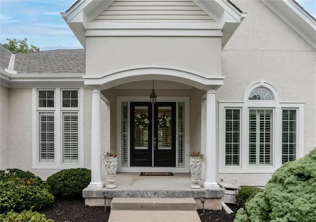 Photo 1 of Single family home for sale at 5002 W 143rd Terrace, Overland Park, KS 66224 | MLS# 2620258 | Listing updated on 2026-09-22