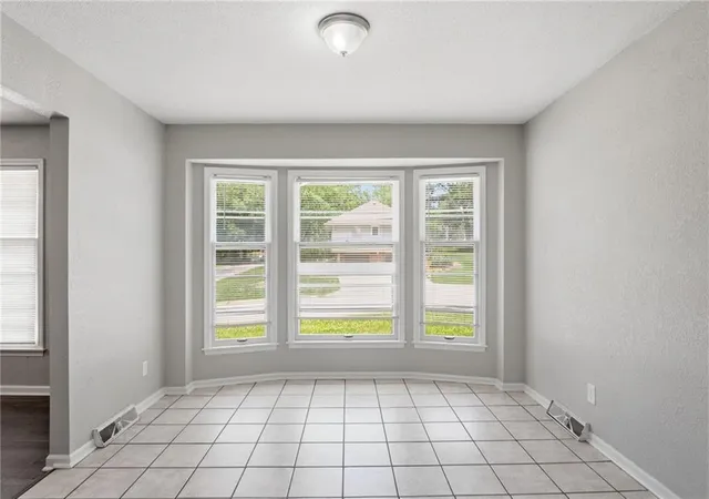 Photo 3 of Single family home for sale at 11401 E 61st Terrace, Raytown, MO 64133 | MLS# 2621167 | Listing updated on 2026-09-10