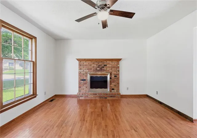 Photo 4 of Single family home for sale at 6718 Brink St, Kansas City, MO 64152 | MLS# 2621195 | Listing updated on 2026-09-13