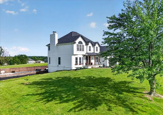 Photo 3 of Single family home for sale at 715 S Minter Rd, Grain Valley, MO 64029 | MLS# 2621355 | Listing updated on 2026-09-09