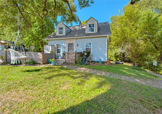 Photo 26 of Single family home for sale at 820 S Glenwood Ave, Independence, MO 64053 | MLS# 2621562 | Listing updated on 2026-10-13