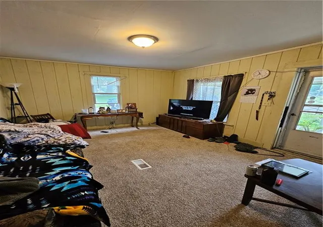 Photo 2 of Single family home for sale at 324 W 15th Street, Horton, KS 66439 | MLS# 2621720 | Listing updated on 2026-09-15