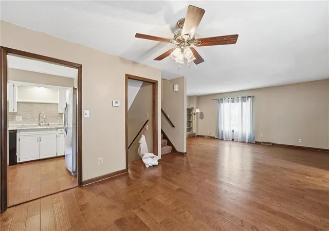 Photo 3 of Sale Pending at 8399 Waukomis Dr, Kansas City, MO 64151 | MLS# 2622006 | Listing updated on 2026-10-02