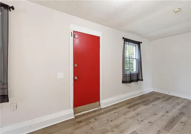 Photo 4 of Sale Pending at 1312 Newman St, Leavenworth, KS 66048 | MLS# 2622112 | Listing updated on 2026-09-10