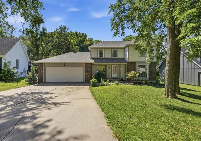 Photo 1 of Sale Pending at 6925 Caenen Ave, Shawnee, KS 66216 | MLS# 2622200 | Listing updated on 2026-09-11