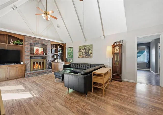 Photo 4 of Sale Pending at 6925 Caenen Ave, Shawnee, KS 66216 | MLS# 2622200 | Listing updated on 2026-09-11