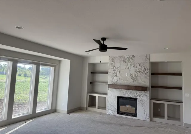 Photo 3 of Single family home for sale at 10507 N Highland Pl, Kansas City, MO 64155 | MLS# 2622208 | Listing updated on 2026-09-24