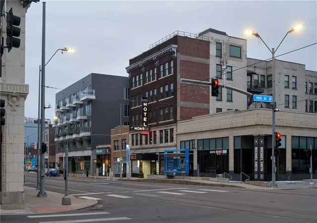 Photo 3 of Condo for sale at 1904 Main St #3S, Kansas City, MO 64108 | MLS# 2622260 | Listing updated on 2026-09-09