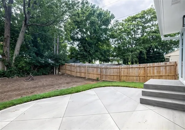 Photo 3 of Sale Pending at 106 Baldwin St, Belton, MO 64012 | MLS# 2622595 | Listing updated on 2026-09-11