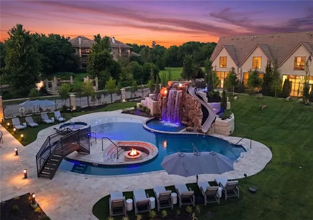 Photo 2 of Condo for sale at 4951 W 134 Street #301, Leawood, KS 66209 | MLS# 2622743 | Listing updated on 2026-09-15