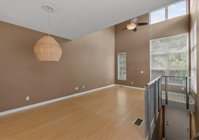 Photo 4 of Condo for sale at 3983 Pennsylvania Ave, Kansas City, MO 64111 | MLS# 2623149 | Listing updated on 2026-09-30