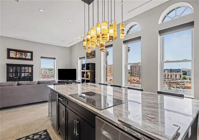 Condo for sale at 229 Ward Pkwy #1001B, Kansas City, MO 64112 | MLS# 2623645