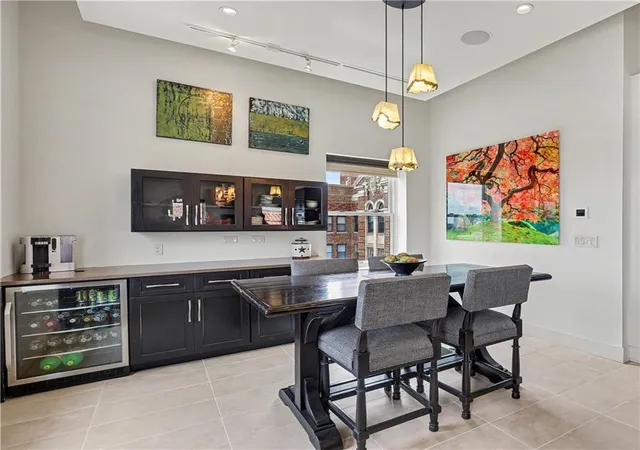 Photo 3 of Condo for sale at 229 Ward Pkwy #1001B, Kansas City, MO 64112 | MLS# 2623645 | Listing updated on 2026-10-01