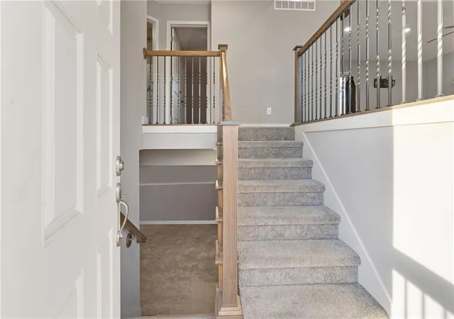 Photo 3 of Single family home for sale at 2312 Ne 72nd Street, Kansas City, MO 64118 | MLS# 2624401 | Listing updated on 2026-09-14