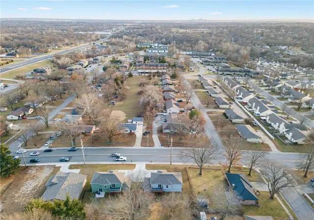 Photo 3 of Single family home for sale at 2312 NE 72nd Street, Kansas City, MO 64118 | MLS# 2624401 | Listing updated on 2026-09-14