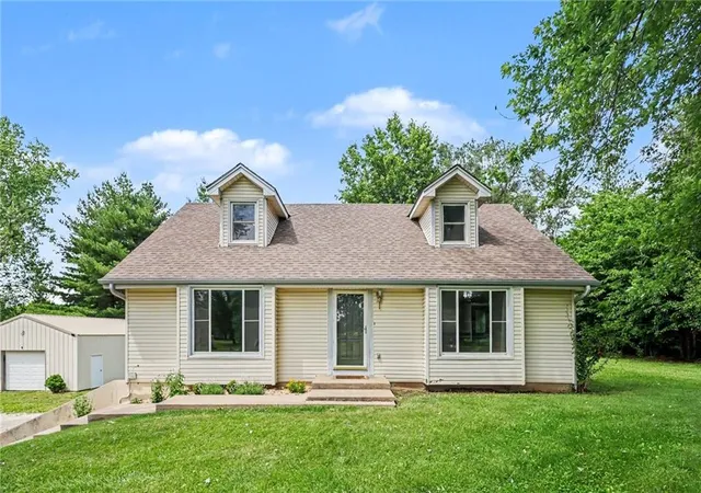 Single family home for sale at 702 Howard Rd, Trimble, MO 64492 | MLS# 2624527
