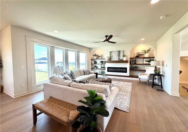 Photo 3 of Sale Pending at 8211 NW 90th Terrace, Kansas City, MO 64153 | MLS# 2625797 | Listing updated on 2026-09-12