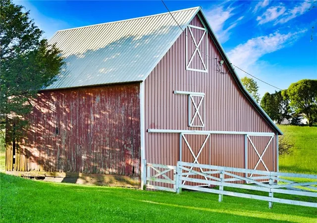 Photo 3 of Sale Pending at 6995 Sw Arnold Rd, Plattsburg, MO 64477 | MLS# 2625872 | Listing updated on 2026-09-29