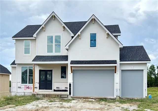 Photo 1 of Single family home for sale at 8300 Nw 90th Street, Kansas City, MO 64153 | MLS# 2625964 | Listing updated on 2026-09-14