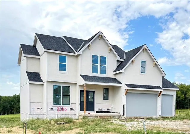 Photo 2 of Single family home for sale at 8300 Nw 90th Street, Kansas City, MO 64153 | MLS# 2625964 | Listing updated on 2026-09-14