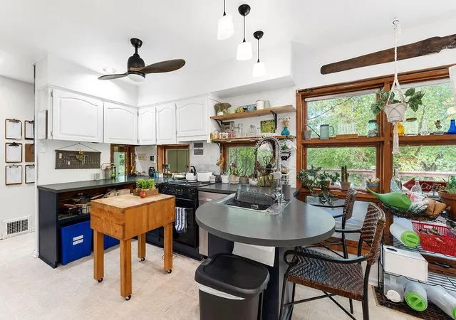 Photo 4 of Single family home for sale at 7222 Sycamore Ave, Kansas City, MO 64133 | MLS# 2626296 | Listing updated on 2026-09-26