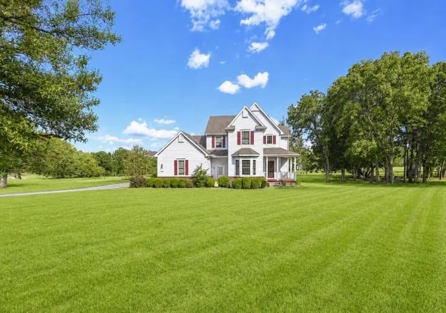 Photo 4 of Single family home for sale at 903 N 1464 Road, Lawrence, KS 66049 | MLS# 2626505 | Listing updated on 2026-10-04