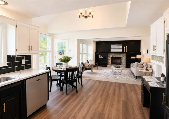 Photo 4 of Sale Pending at 824 S Elk Ln, Bonner Springs, KS 66012 | MLS# 2626580 | Listing updated on 2026-09-10