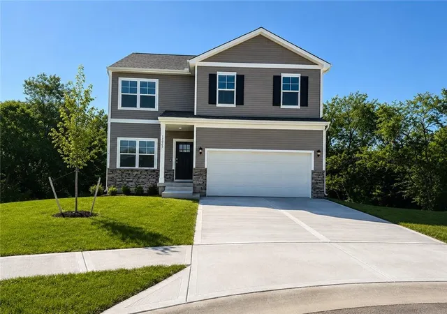 Photo 1 of Single family home for sale at 721 Solstice Cir, Belton, MO 64012 | MLS# 2626836 | Listing updated on 2026-09-12