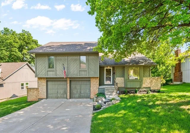 Single family home for sale at 3408 E 104th Street, Kansas City, MO 64137 | MLS# 2627083 | Listing updated on 2026-09-12