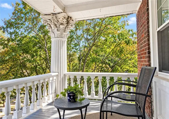 Photo 2 of Condo for sale at 4316 Oak #3s St, Kansas City, MO 64111 | MLS# 2627271 | Listing updated on 2026-09-21