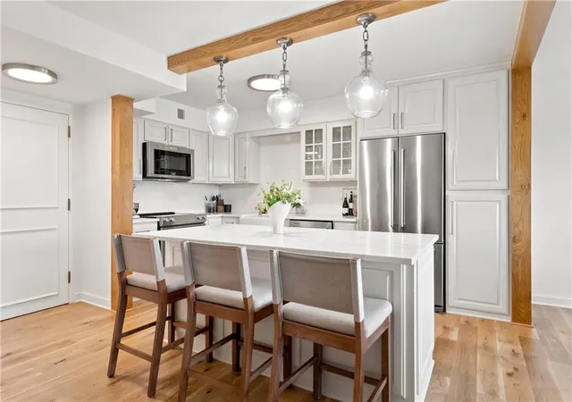 Photo 3 of Condo for sale at 4545 Wornall Rd #609, Kansas City, MO 64111 | MLS# 2627695 | Listing updated on 2026-09-15