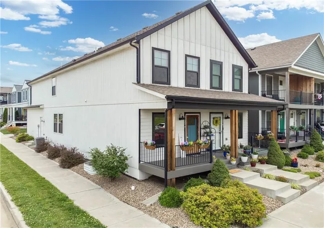 Photo 2 of Single family home for sale at 1121 S Minton Rd #A, Independence, MO 64056 | MLS# 2627773 | Listing updated on 2026-09-13