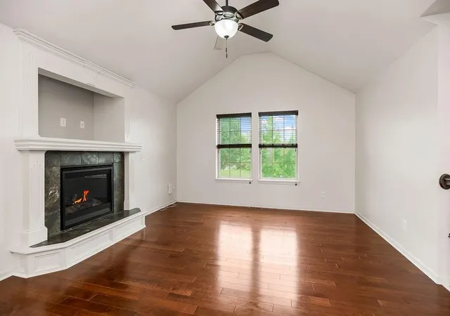 Photo 3 of Single family home for sale at 11816 N Belmont Ave, Kansas City, MO 64156 | MLS# 2628431 | Listing updated on 2026-09-12