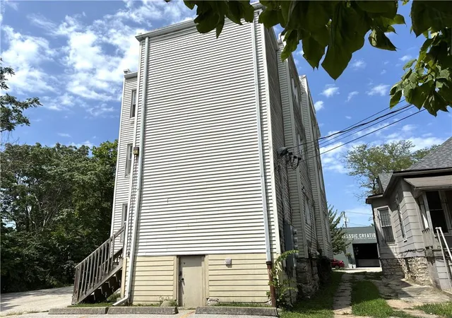 Photo 35 of Multi family home for sale at 3241 Gillham Rd, Kansas City, MO 64109 | MLS# 2628573 | Listing updated on 2026-09-13