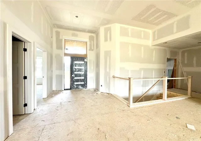 Photo 2 of Single family home for sale at 8304 Nw 90th Street, Kansas City, MO 64153 | MLS# 2628588 | Listing updated on 2026-09-14