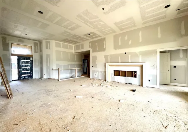 Photo 3 of Single family home for sale at 8304 Nw 90th Street, Kansas City, MO 64153 | MLS# 2628588 | Listing updated on 2026-09-14