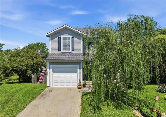 Photo 1 of Sale Pending at 11120 Highview Rd, Peculiar, MO 64078 | MLS# 2628708 | Listing updated on 2026-09-12