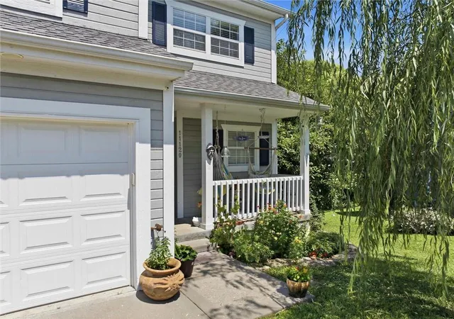 Photo 3 of Sale Pending at 11120 Highview Rd, Peculiar, MO 64078 | MLS# 2628708 | Listing updated on 2026-09-12
