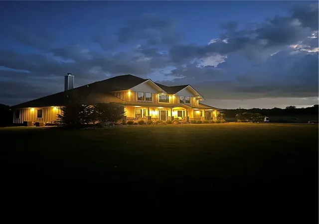 Photo 3 of Sale Pending at 36811 E Steinhauser Rd, Sibley, MO 64088 | MLS# 2628798 | Listing updated on 2026-10-05
