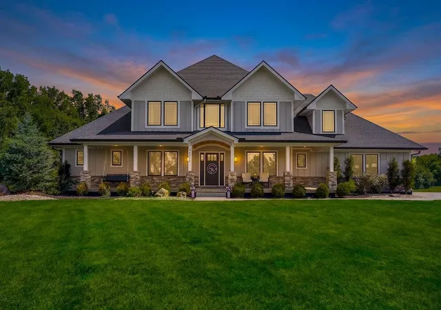 Photo 3 of Sale Pending at 36811 E Steinhauser Rd, Sibley, MO 64088 | MLS# 2628798 | Listing updated on 2026-10-05